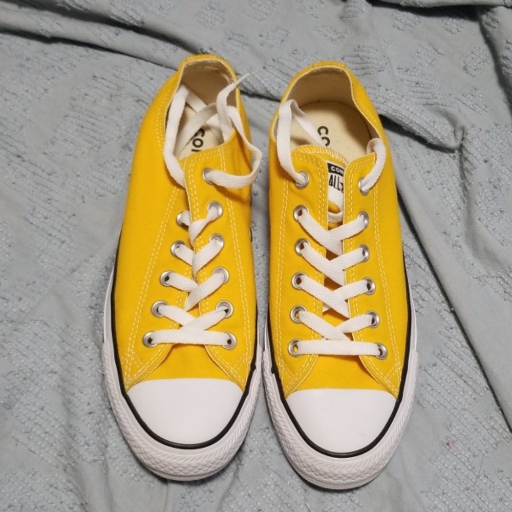 Lemon Yellow Low Top Converse